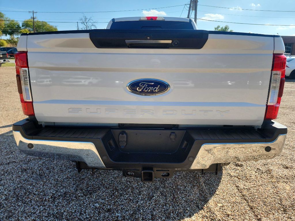 2017 Ford F-250 Image 6
