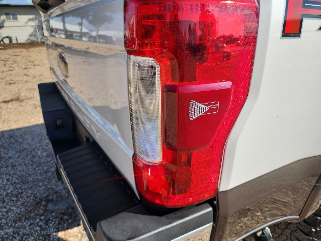 2017 Ford F-250 Image 12