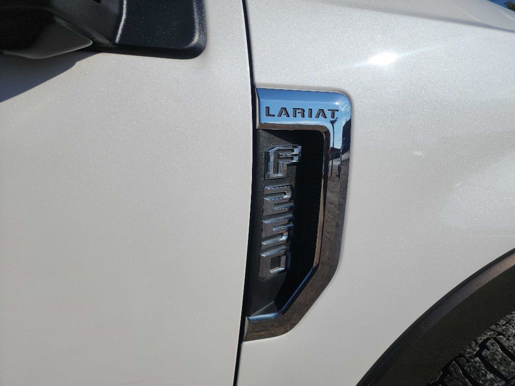 2017 Ford F-250 Image 15