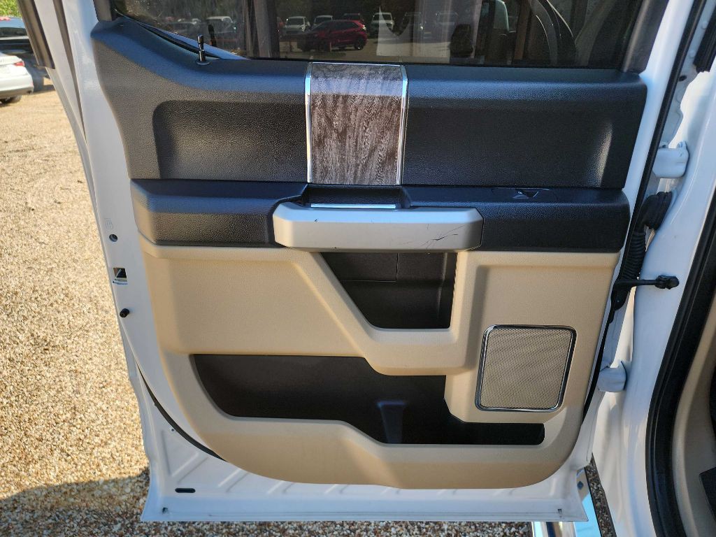 2017 Ford F-250 Image 36