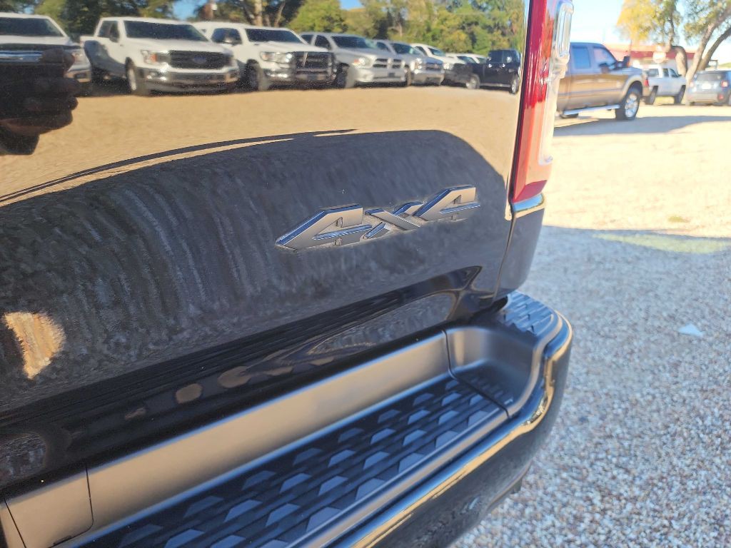 2022 RAM 1500 Image 9