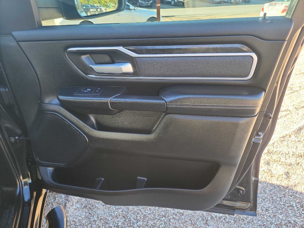 2022 RAM 1500 Image 43