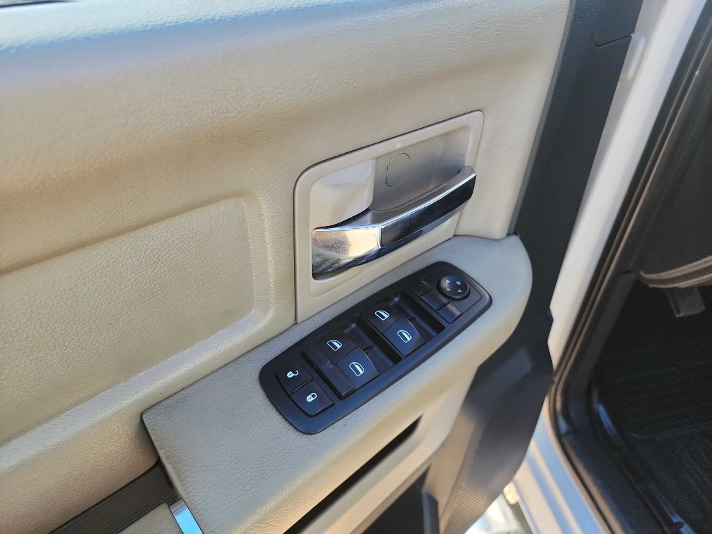 2010 Dodge Ram 2500 Image 14