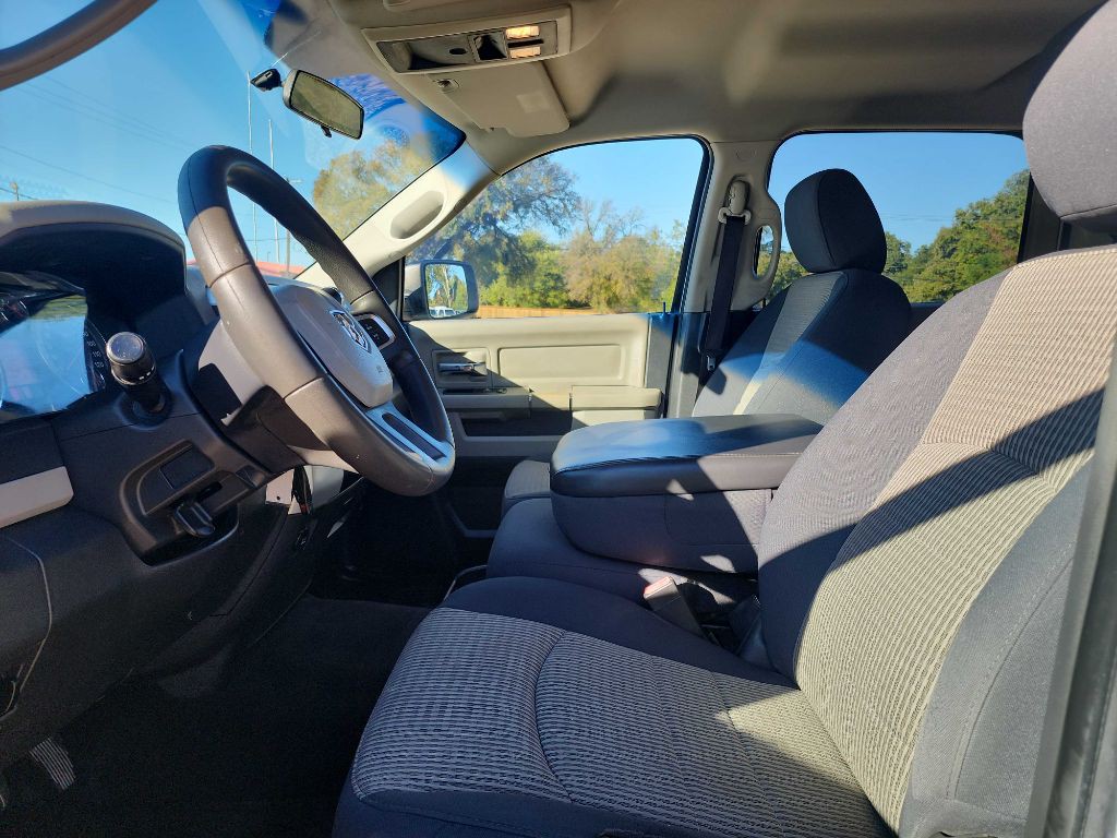 2010 Dodge Ram 2500 Image 16