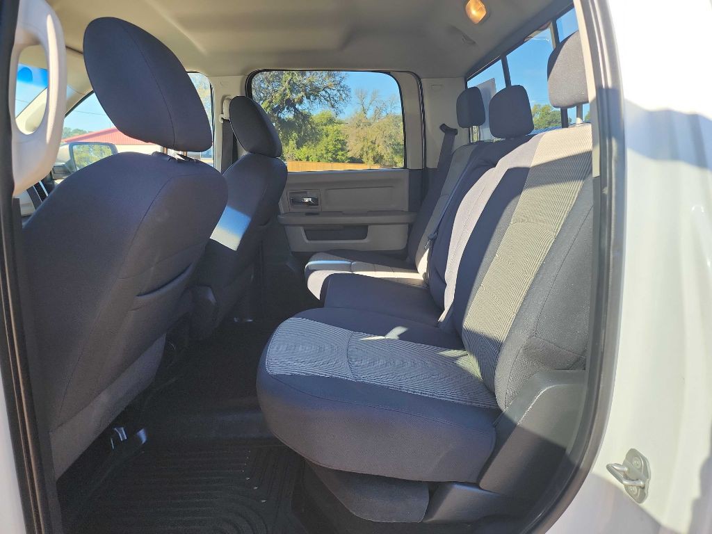 2010 Dodge Ram 2500 Image 28