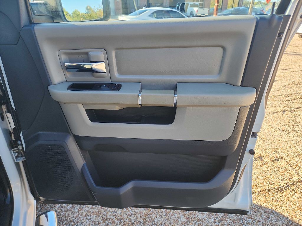 2010 Dodge Ram 2500 Image 35