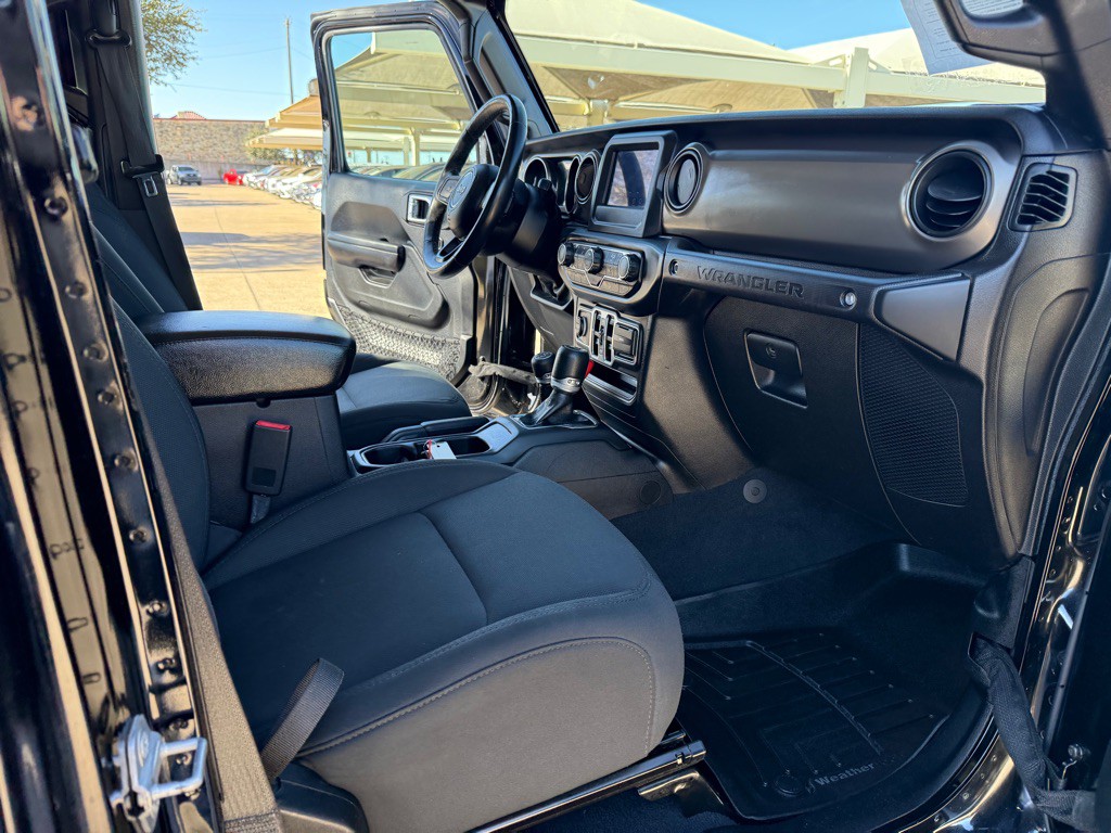 2018 Jeep Wrangler Unlimited Image 16