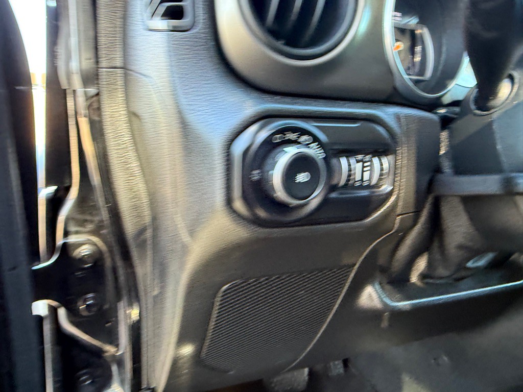 2018 Jeep Wrangler Unlimited Image 19