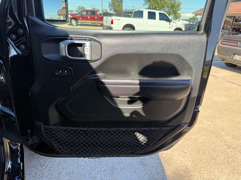 2018 Jeep Wrangler Unlimited Image 25