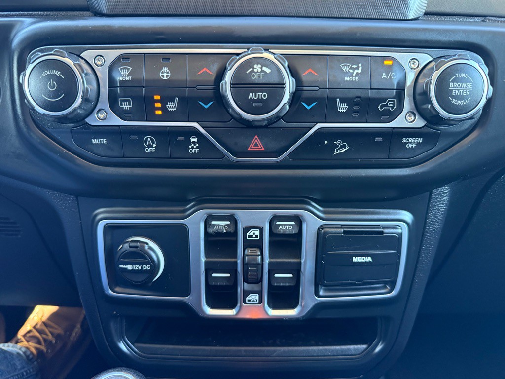 2018 Jeep Wrangler Unlimited Image 28