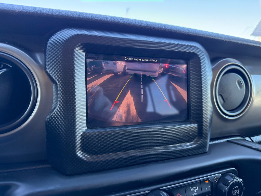 2018 Jeep Wrangler Unlimited Image 34