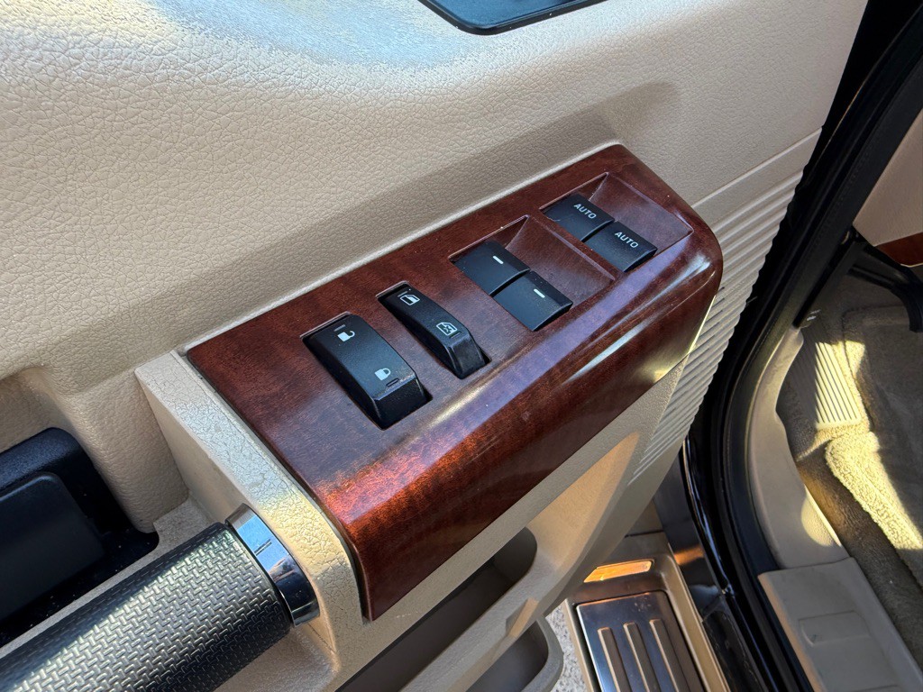 2014 Ford F-250 Image 24