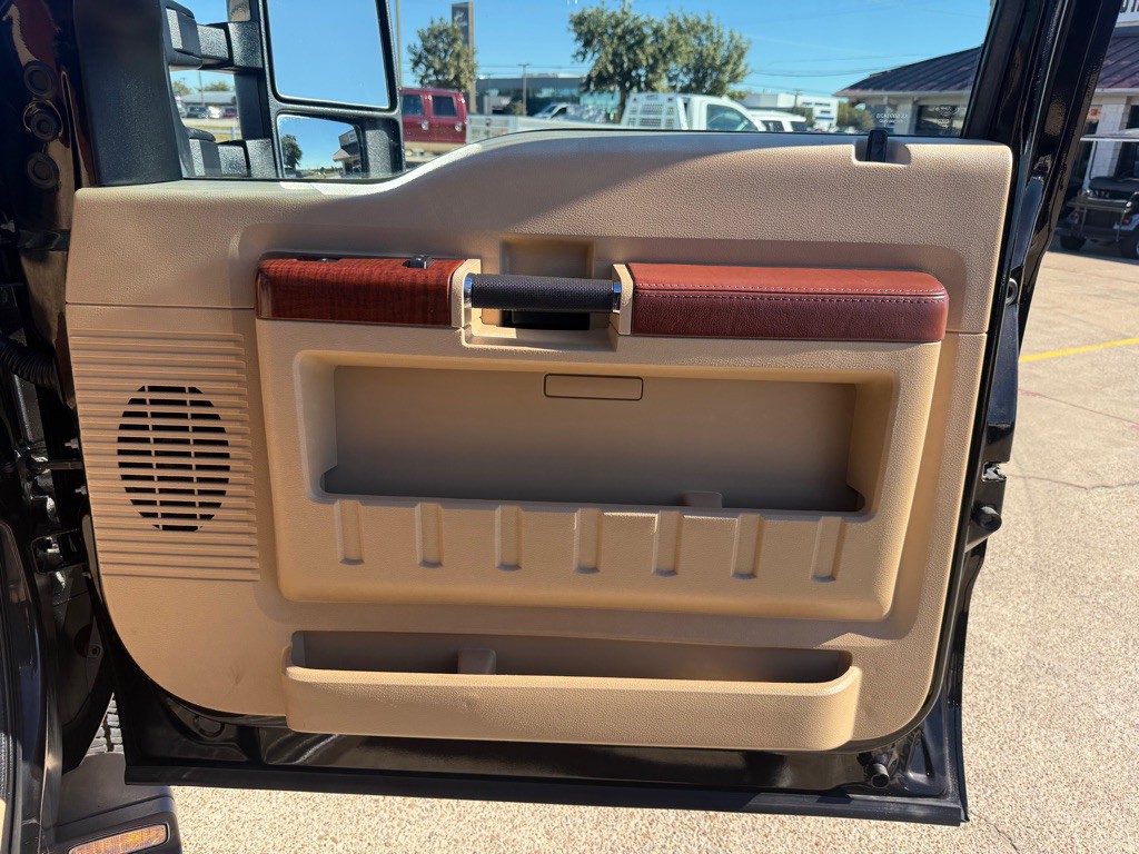 2014 Ford F-250 Image 29