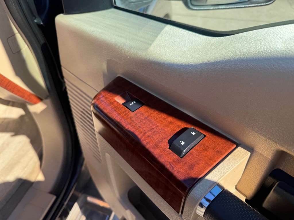 2014 Ford F-250 Image 30