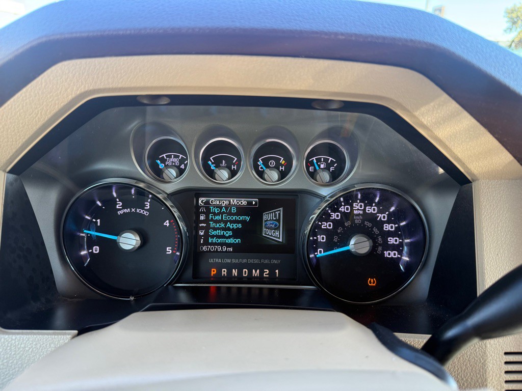 2014 Ford F-250 Image 31