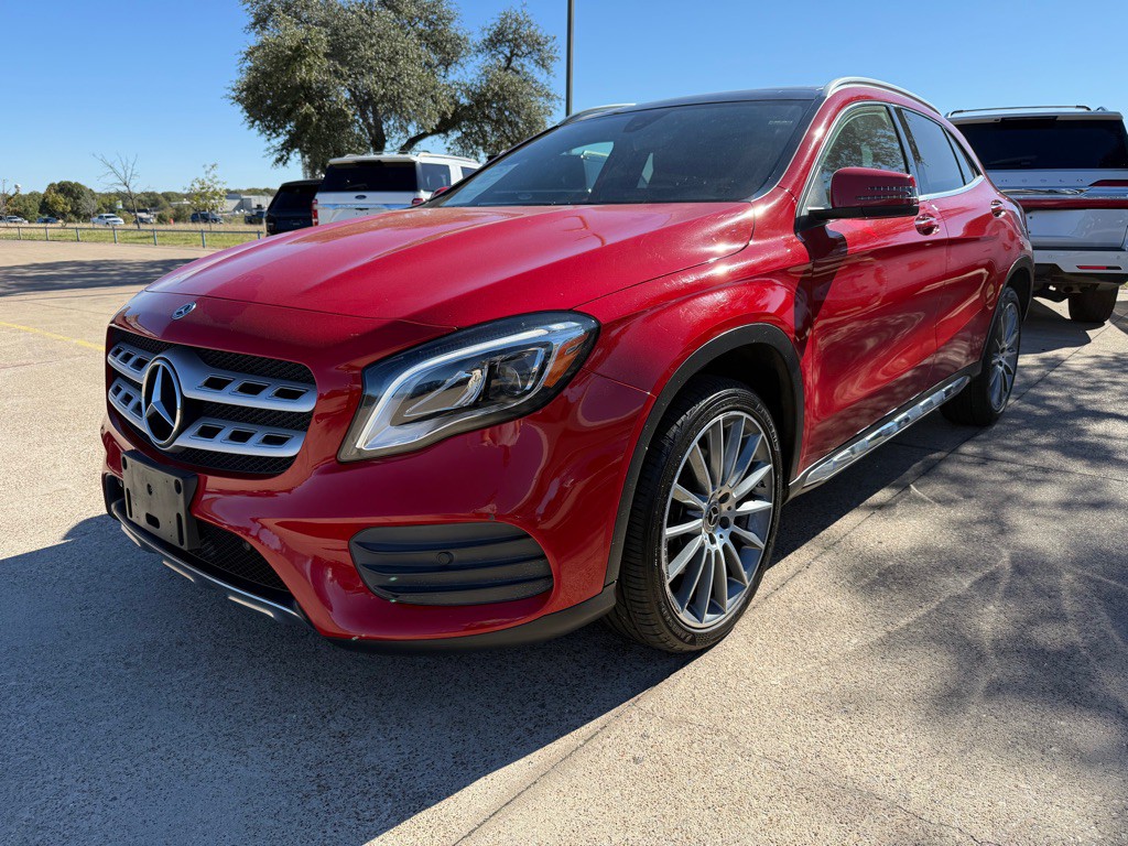 2020 Mercedes-Benz GLA-Class Image 3