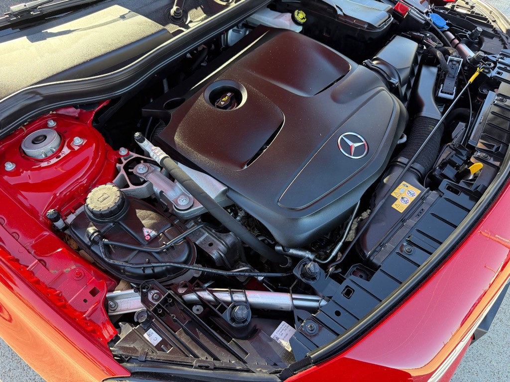 2020 Mercedes-Benz GLA-Class Image 33