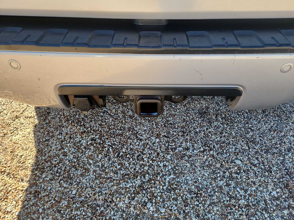 2010 Toyota Sequoia Image 7