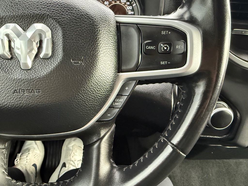 2022 RAM 1500 Image 38