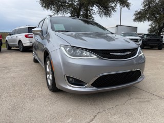 Image for 2018 Chrysler Pacifica Limited ID: 6971993