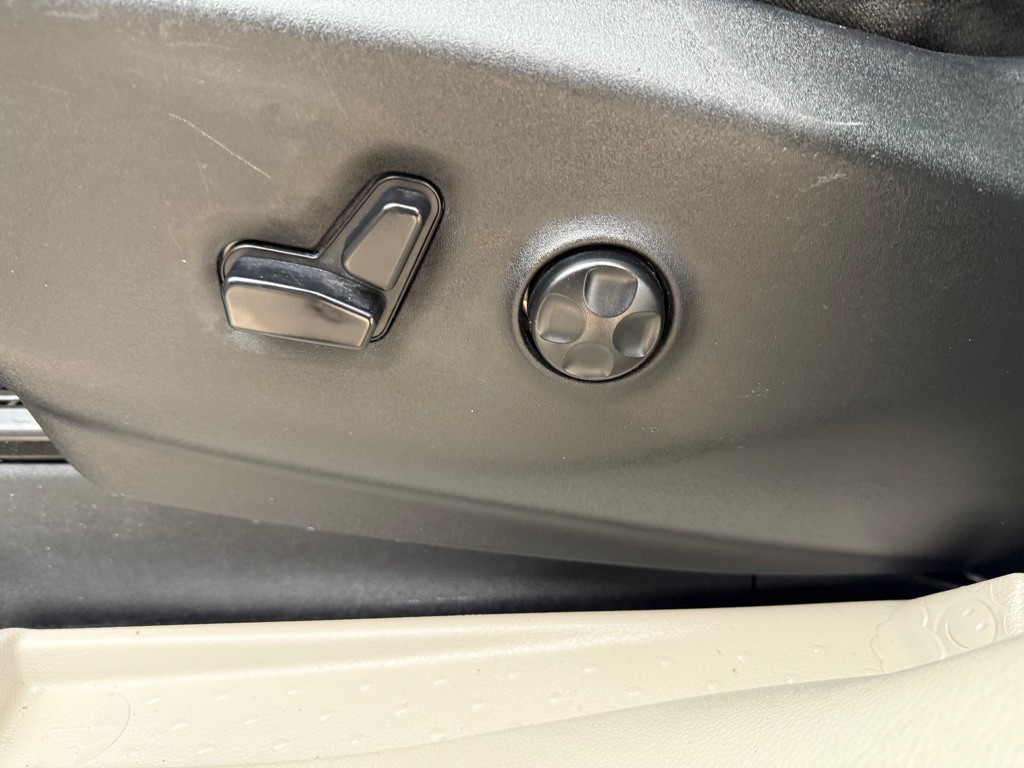 2018 Chrysler Pacifica Image 19