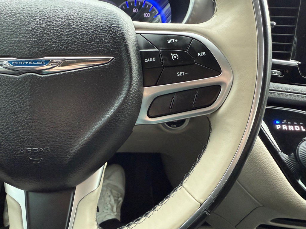 2018 Chrysler Pacifica Image 34