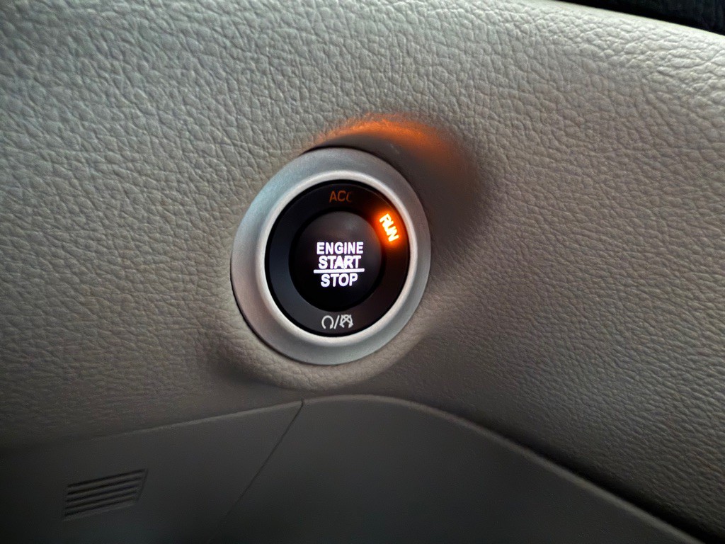 2018 Chrysler Pacifica Image 41