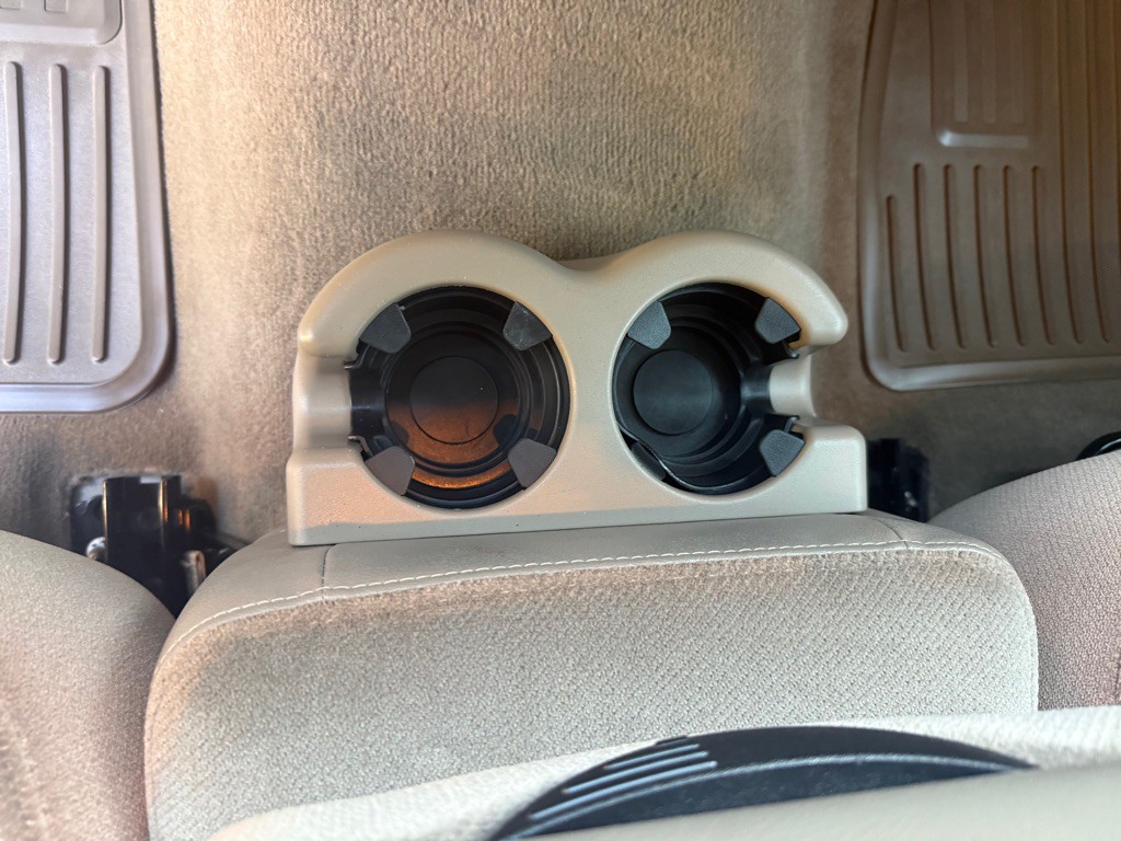 2004 GMC Sierra Image 29