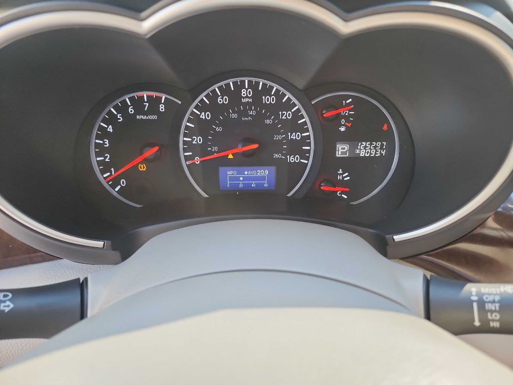 2017 Nissan Quest Image 21