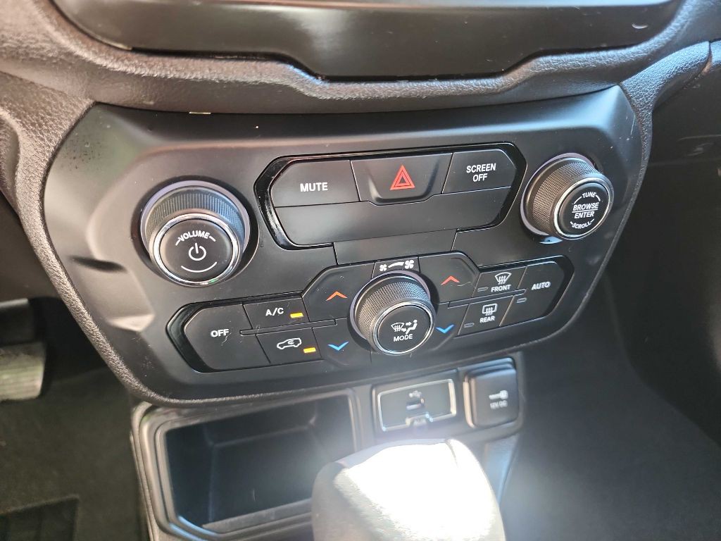 2018 Jeep Renegade Image 23