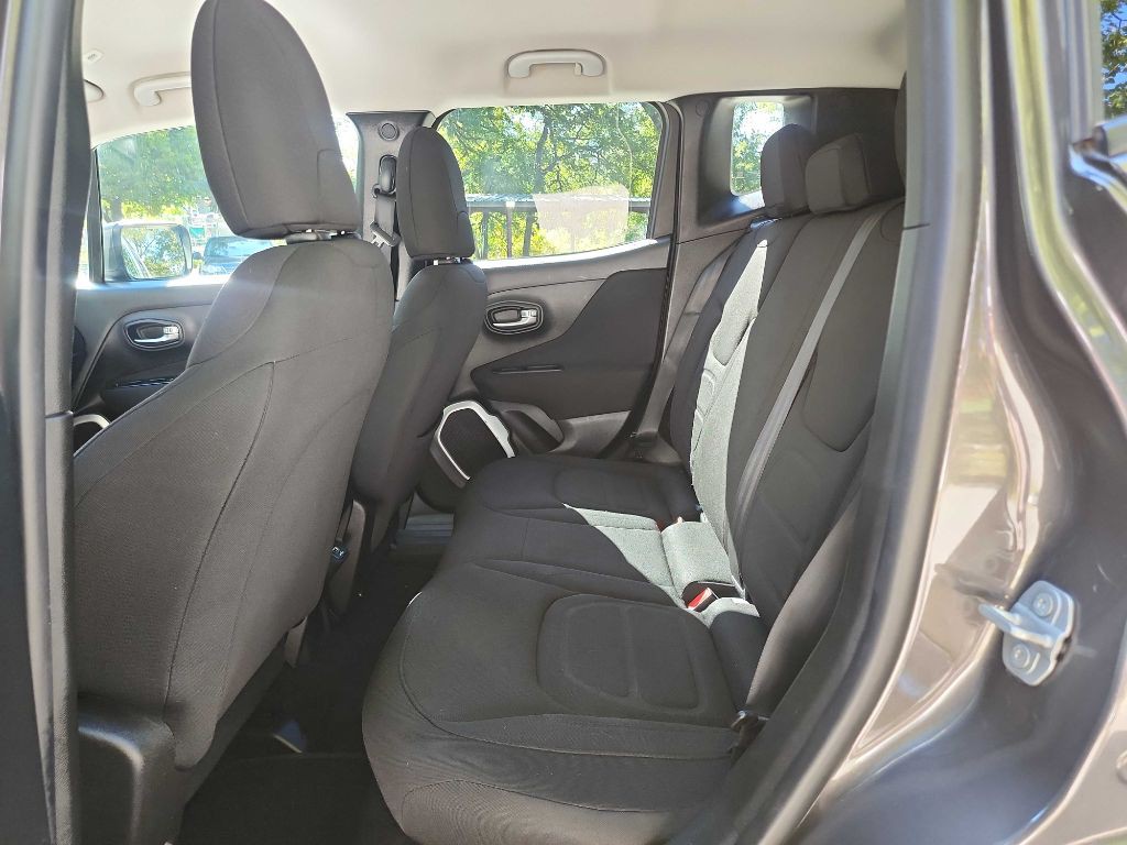 2018 Jeep Renegade Image 28