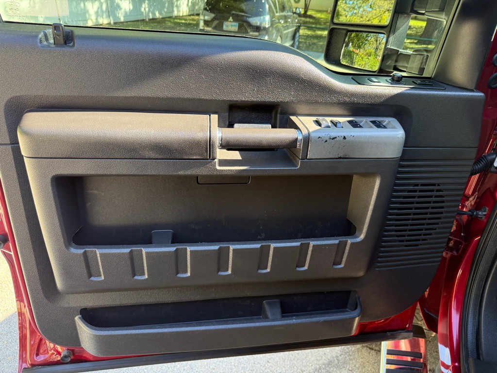 2014 Ford F-250 Image 24