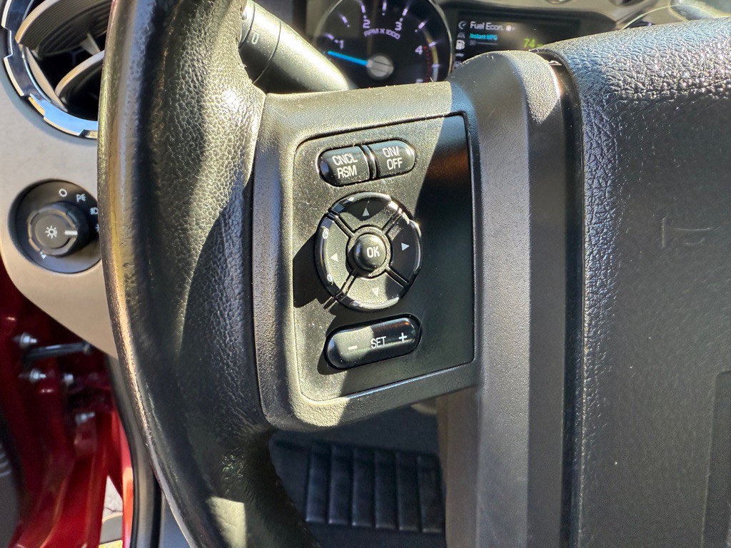 2014 Ford F-250 Image 28