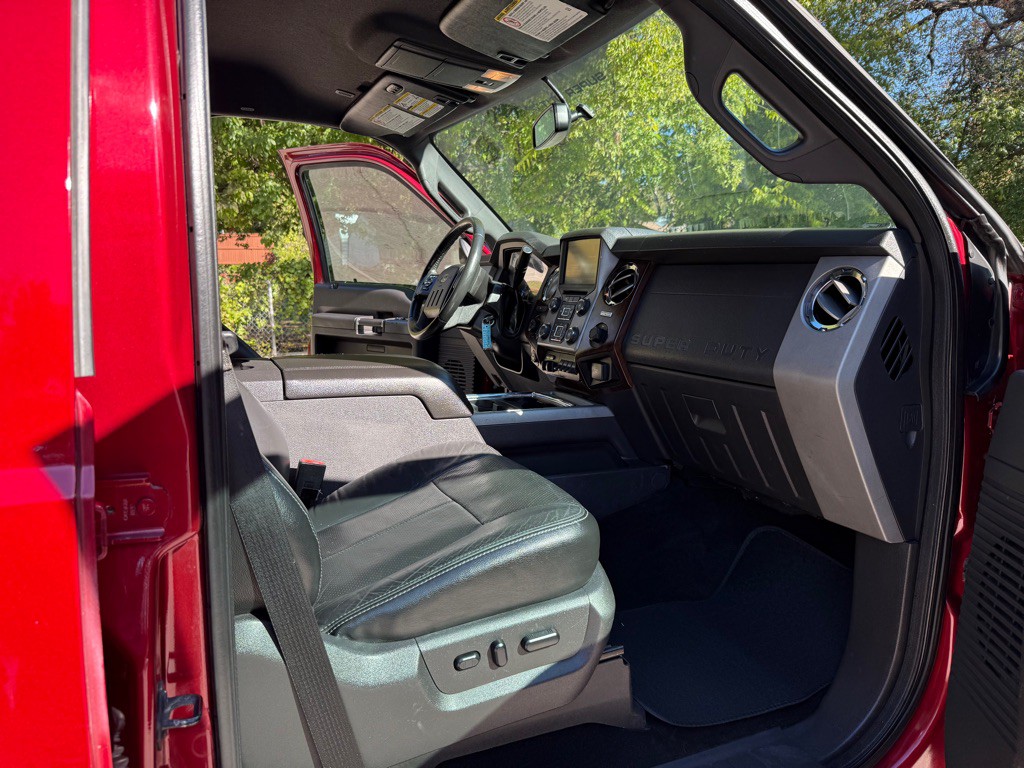 2014 Ford F-250 Image 38