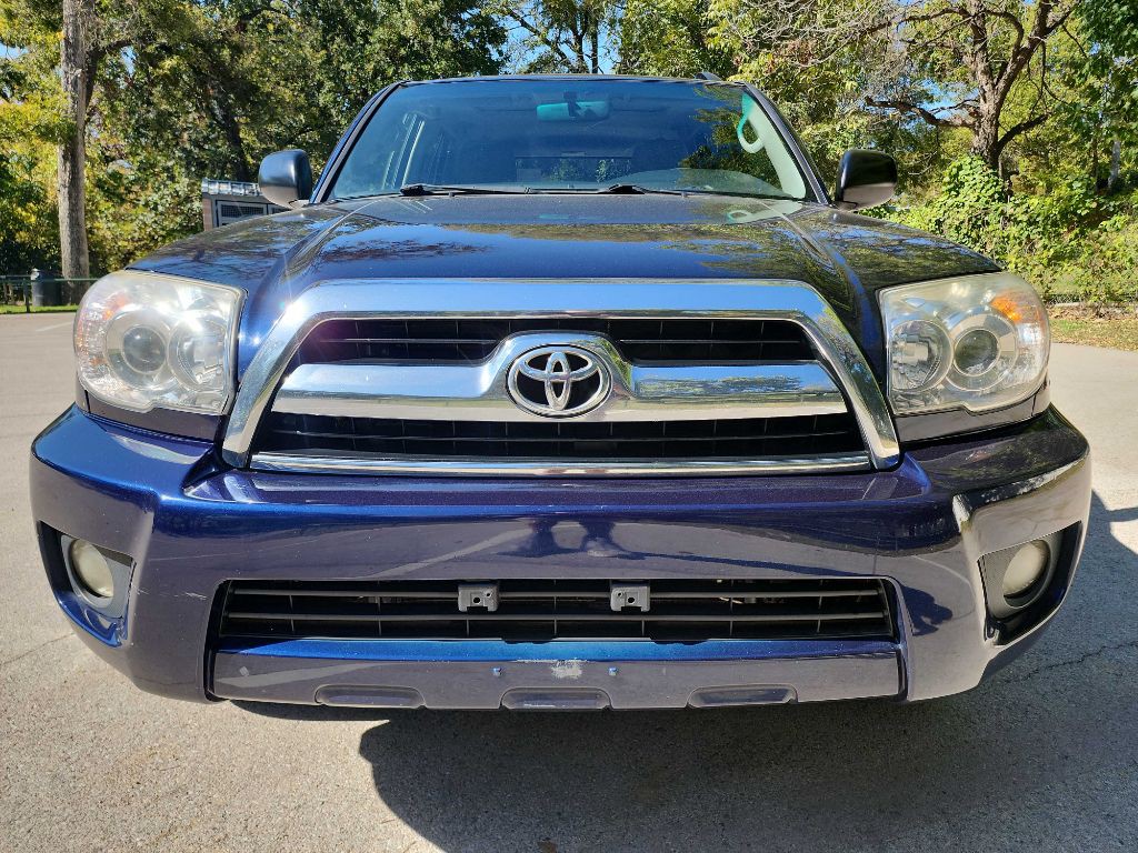 2007 Toyota 4Runner Image 2