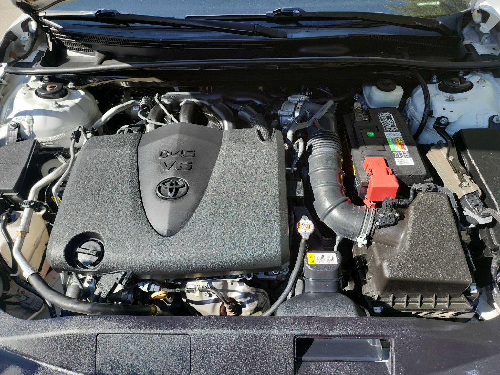 2019 Toyota Camry Image 33