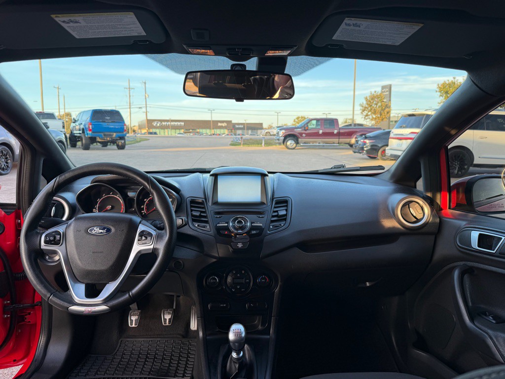 2014 Ford Fiesta Image 20