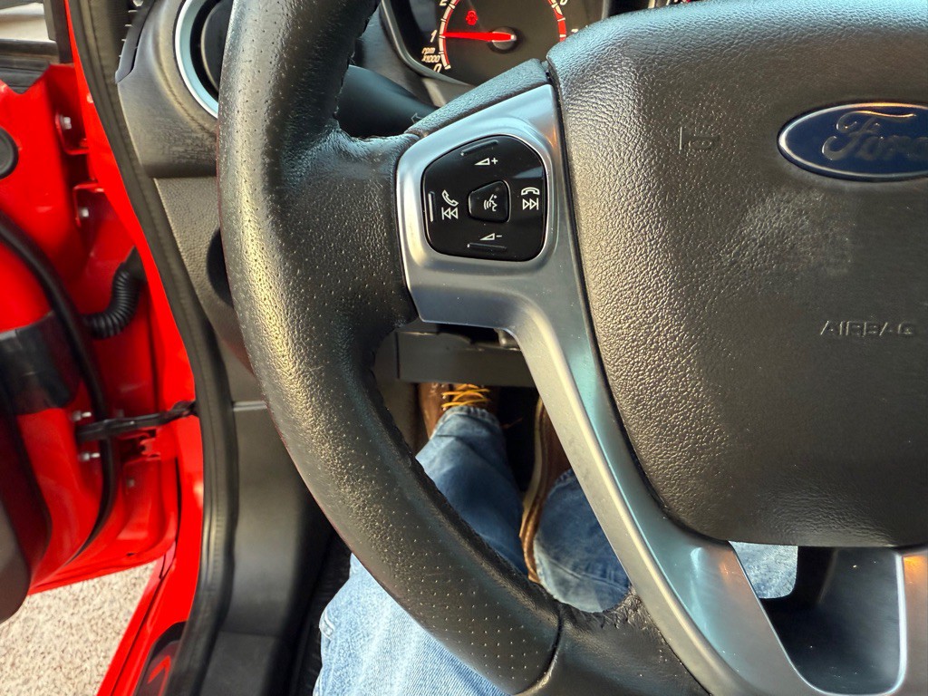 2014 Ford Fiesta Image 30