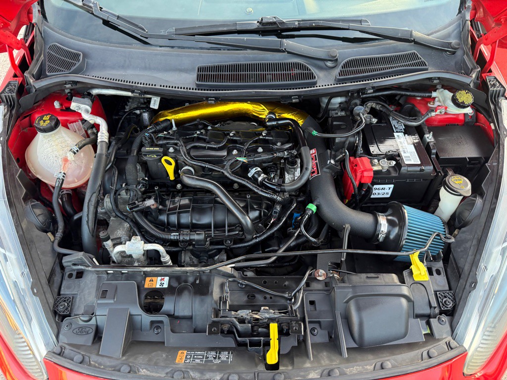 2014 Ford Fiesta Image 35