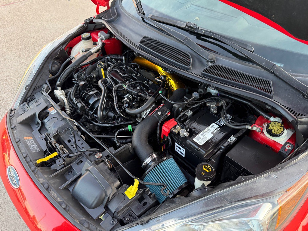 2014 Ford Fiesta Image 36