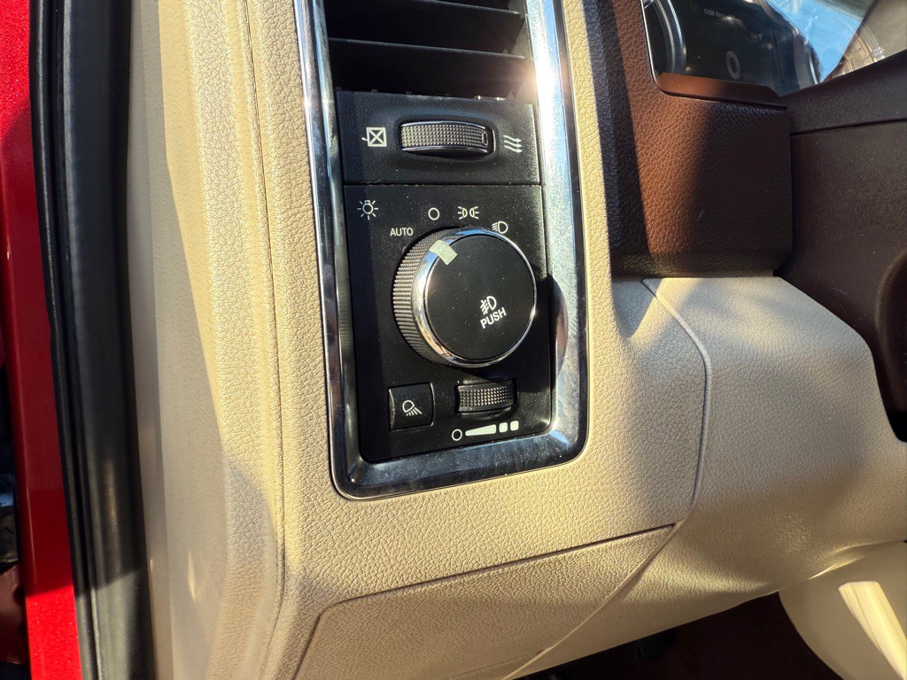 2013 RAM 2500 Image 23