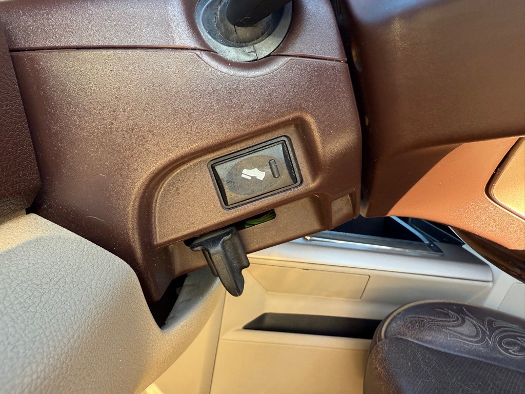 2013 RAM 2500 Image 24