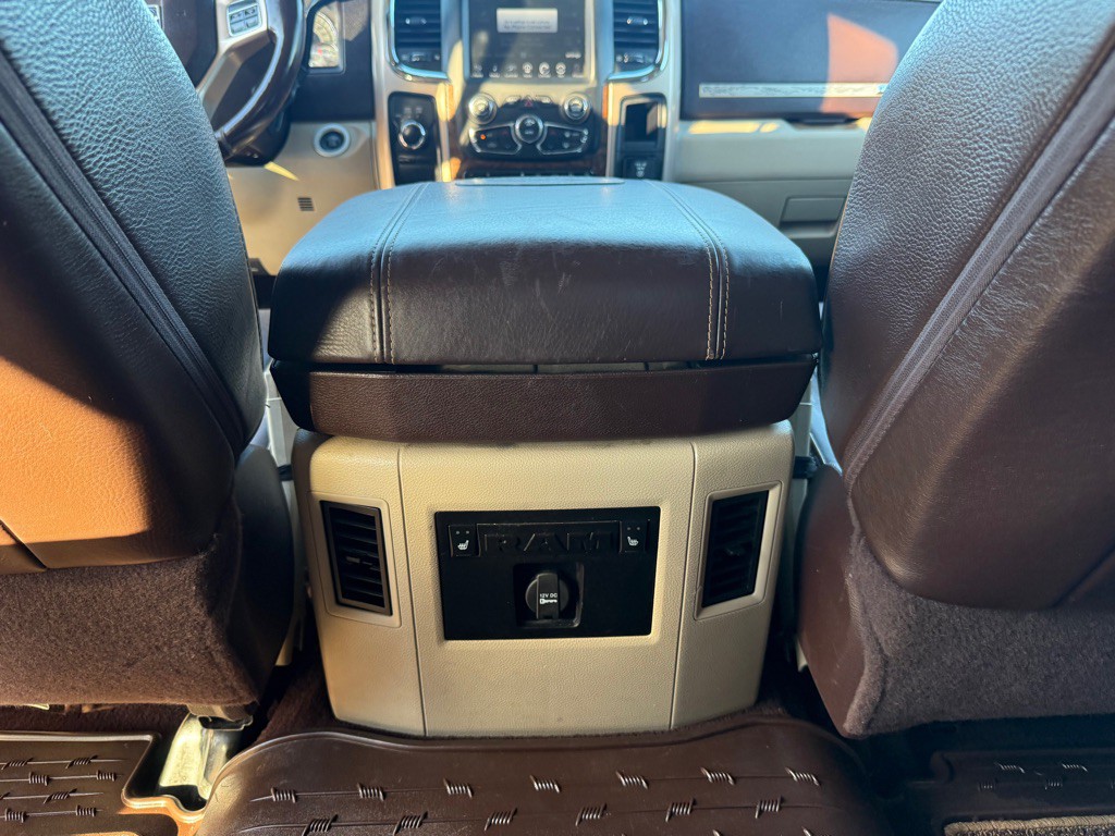 2013 RAM 2500 Image 26
