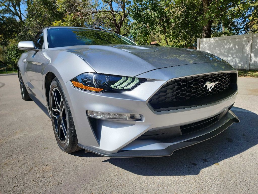 2020 Ford Mustang Image 1