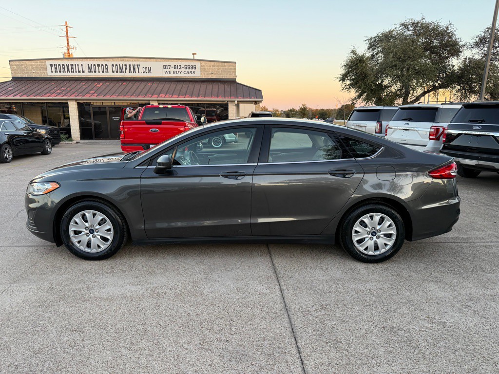 2020 Ford Fusion Image 4