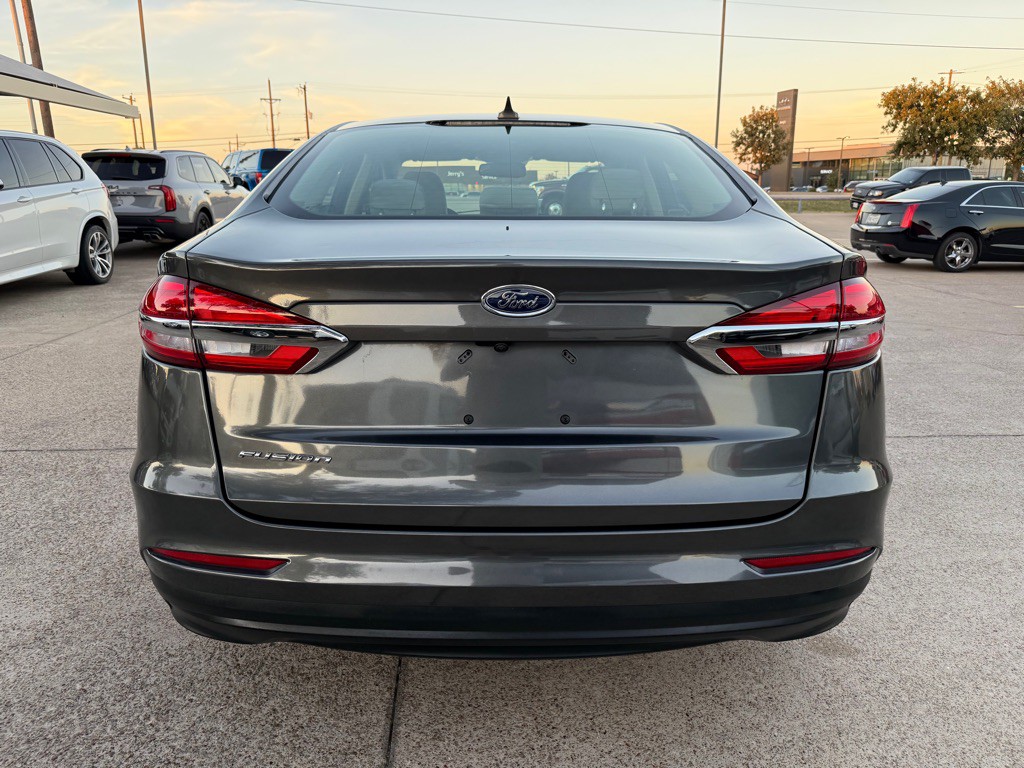 2020 Ford Fusion Image 6