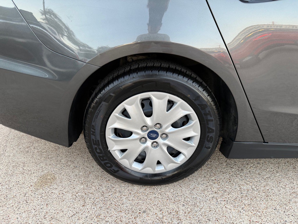 2020 Ford Fusion Image 11