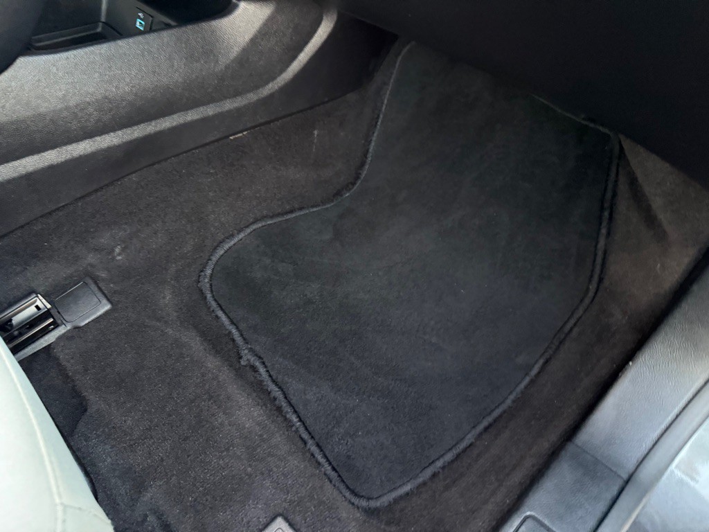 2020 Ford Fusion Image 21