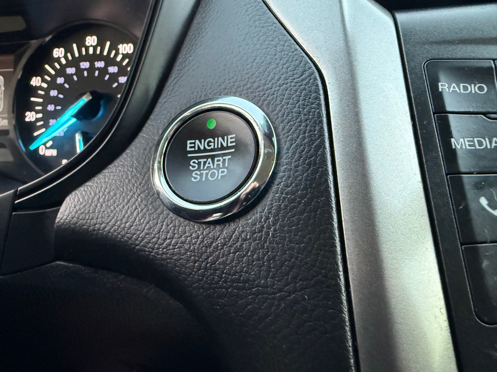 2020 Ford Fusion Image 29