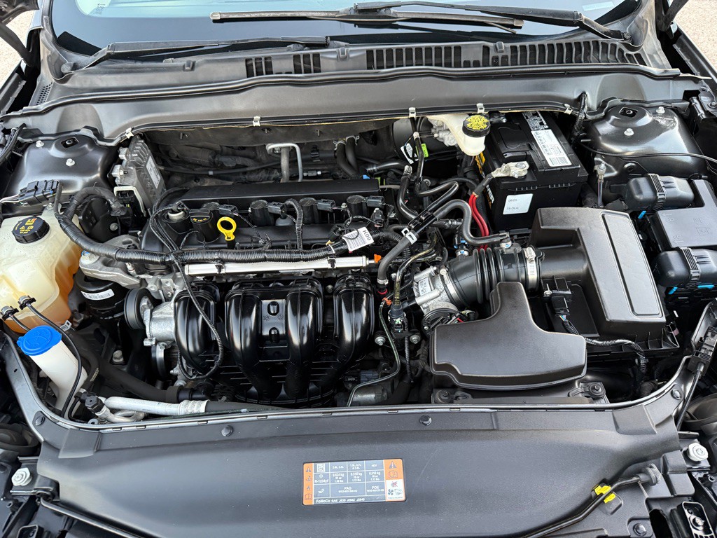 2020 Ford Fusion Image 32